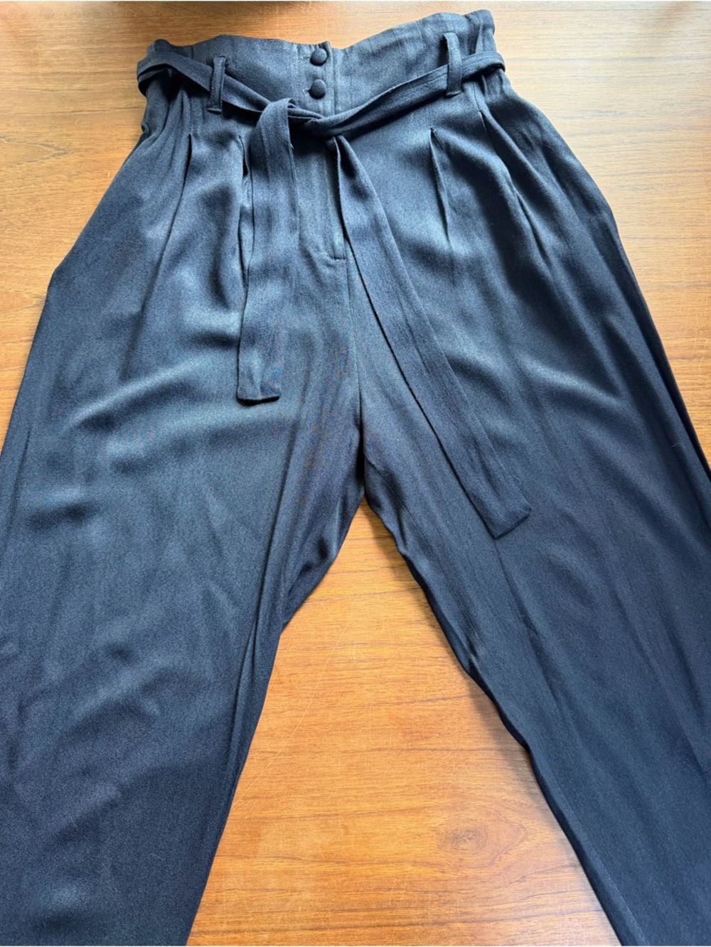Vintage High Waist Pleated pants with Belt Black size med Herstory by Steps